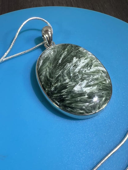 Seraphinite Crystal 925 Silver Pendant. Gorgeous Angel Wing Patterns. High Quality Crystal Jewelry