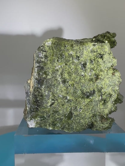 Turkish Epidote And Quartz Specimen. Gorgeous High Quality Forest Epidote. Amazing Flash And Sparkle!