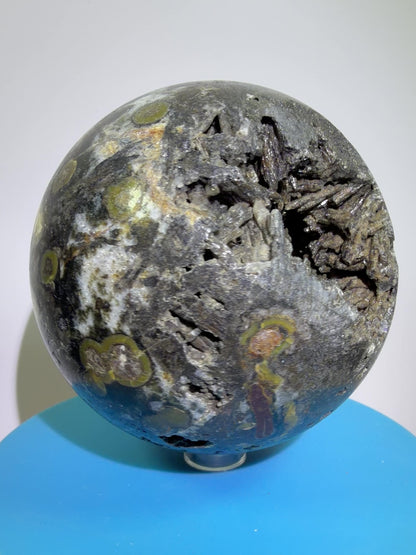 Warring States Agate Sphere. 88mm. Stunning Stalactite Druzy. Very Rare And Unique Display Sphere