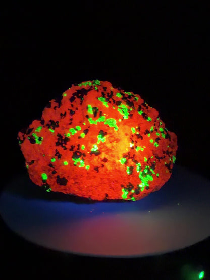 Franklinite, Willemite, And Calcite UV Specimen. Beautiful UV Reactive Crystals With Stunning Colors. High Quality Display Crystal