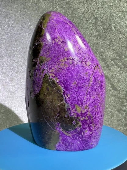 Stichtite In Serpentine Polished Freeform. Gorgeous High Quality Display Crystal. Amazing Atlantisite Freeform.