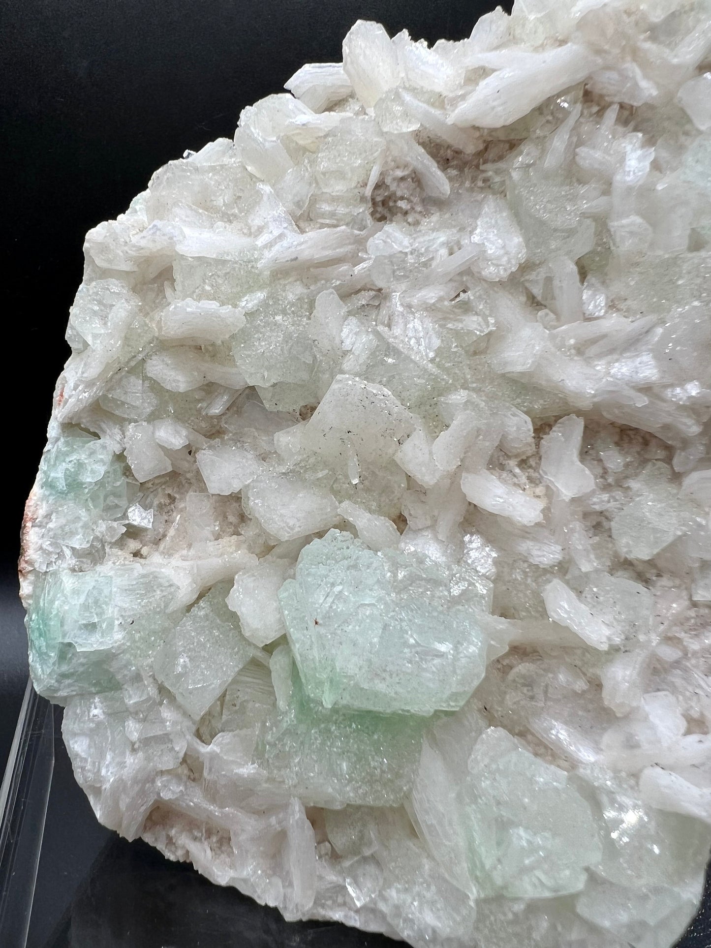 Large Green And Clear Apophyllite Specimen. Over 2.3 lbs. Awesome Display Piece.