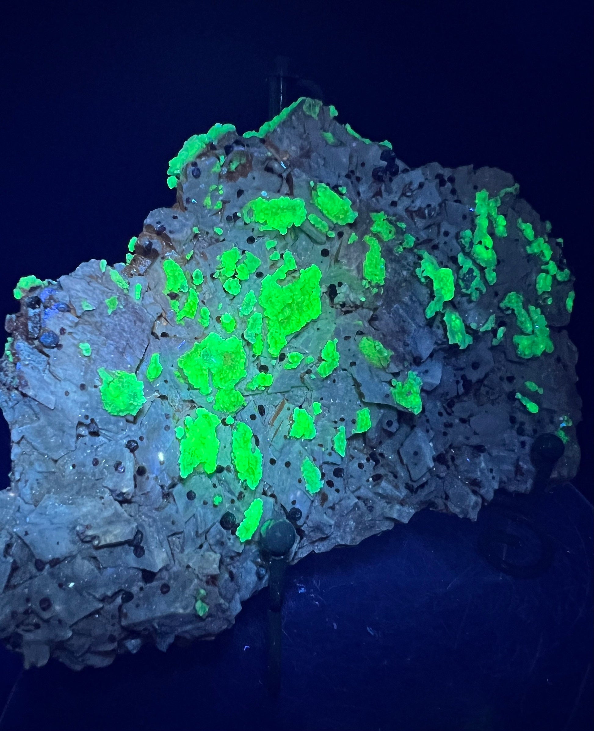 Beautiful Spessartine Garnet With Hyalite Opal Cluster. Gorgeous Green UV Reaction! Incredible Large Garnet And Hyalite UV Display Crystal.