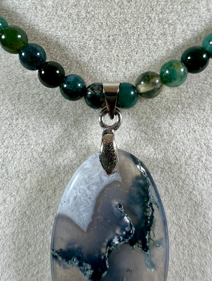 High Quality Moss Agate Pendant. Custom Made Moss Agate Beaded Necklace. Beautiful Crystal Necklace